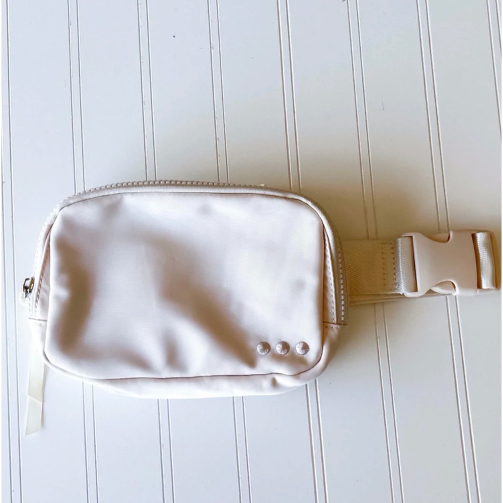 NEW Nylon Belt Bag-Cream🤍